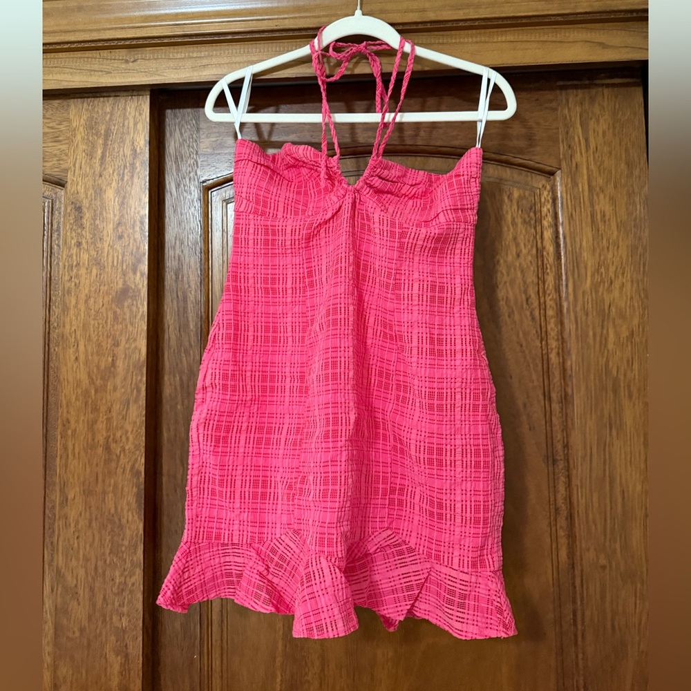 NWOT Lovers and friends Pink Halter Dress